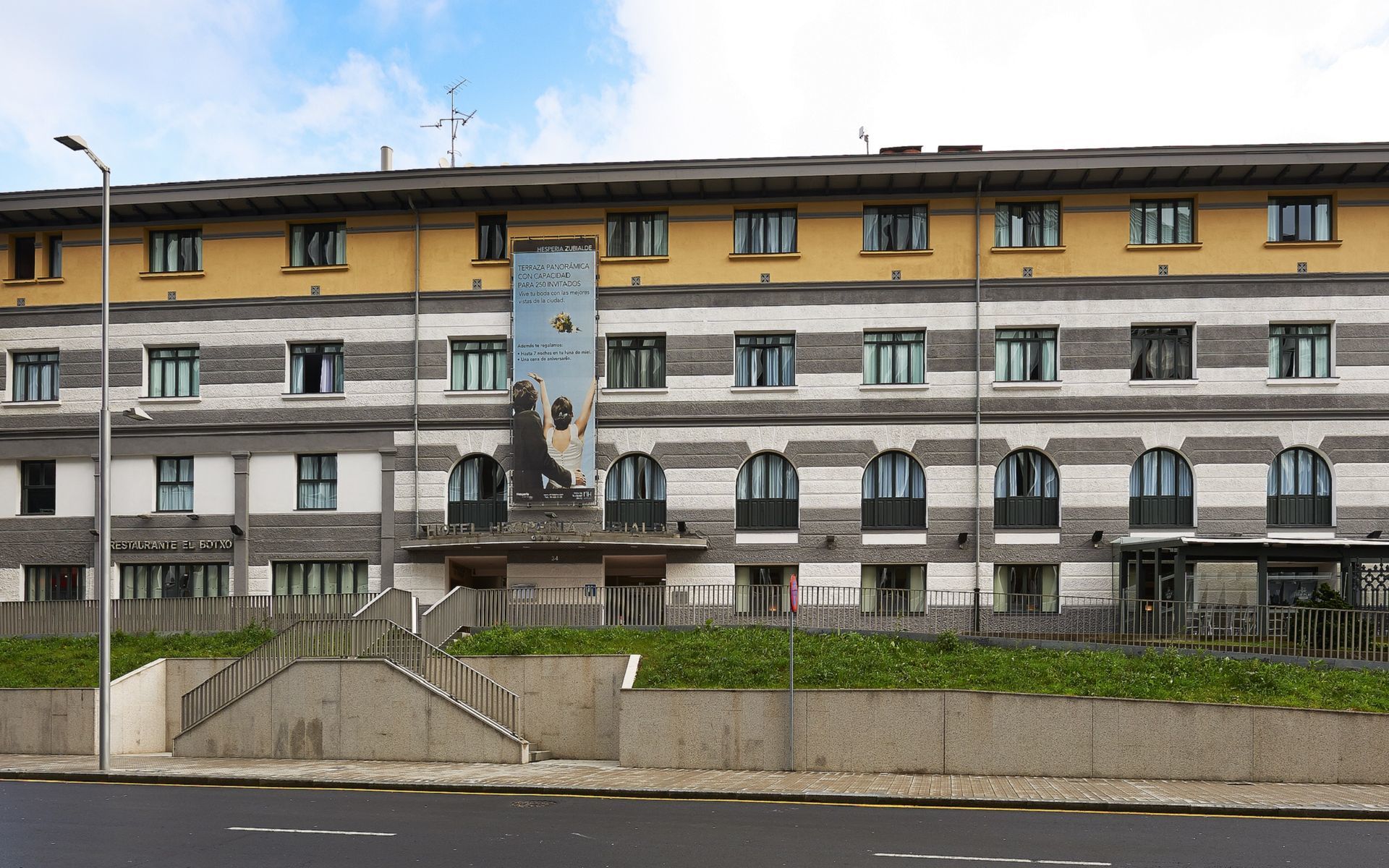 Abba Euskalduna Hotel Bilbao Exterior foto